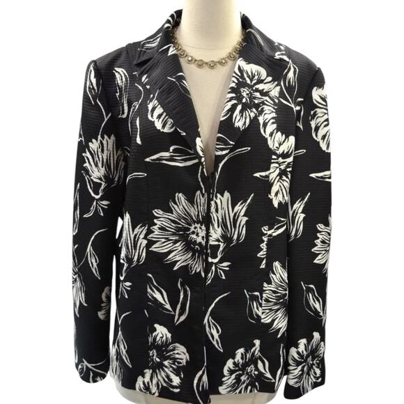 Chico's Jacket Women's Size 1 (Medium) Monochrome Textured Floral Paulette Bold - Picture 1 of 8